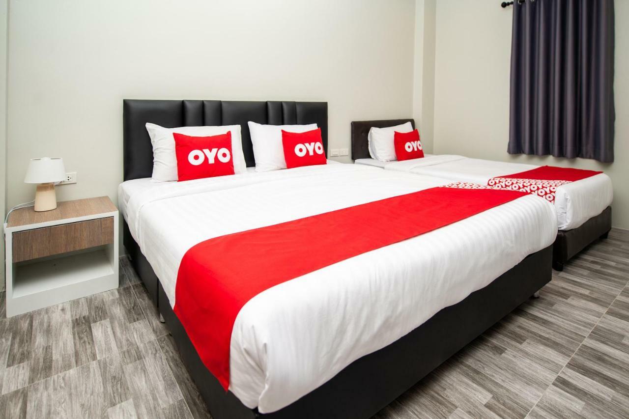 Oyo 259 Baan Napatr Hotell Bang Tao Beach  Exteriör bild